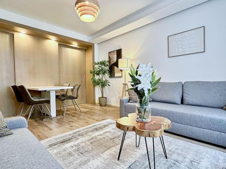 Apartment Inner I Walk To Stephansdom I Designer Flat Wien